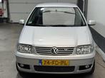 Volkswagen Polo 1.4 Trendline, Gebruikt, Zwart, 4 cilinders, 60 pk