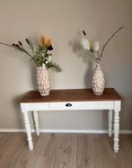 Landelijk wit side meubel, Ophalen, 100 tot 150 cm, Zo goed als nieuw, 25 tot 50 cm