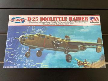 B-25 Doolittle Raider ,1/64 schaal , nieuw in doos in folie beschikbaar voor biedingen