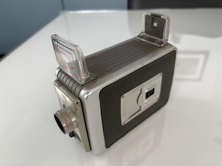 Kodak Brownie 8mm Model 2 no 77 met origineel certificaat, Verzamelen, Fotografica en Filmapparatuur, Filmcamera, 1940 tot 1960