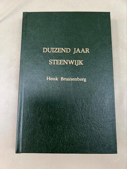 DUIZEND JAAR STEENWIJK Speciale Editie Kunstleer Goudopdruk, Boeken, Geschiedenis | Stad en Regio, Nieuw, 20e eeuw of later, Ophalen of Verzenden