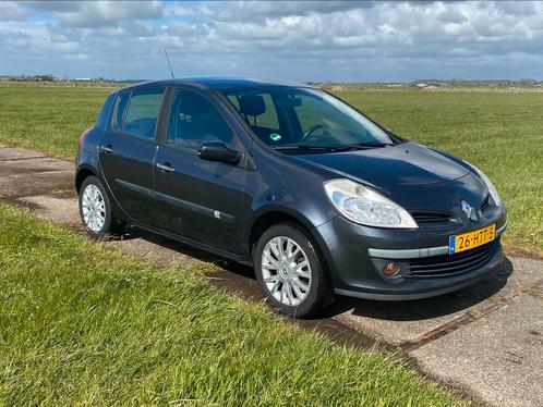 Renault Clio 1.2 16V COLLECTION - AIRCO  - INRUIL MOGELIJK, Auto's, Renault, Particulier, Clio, ABS, Airbags, Airconditioning