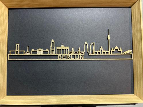 Skyline Berlijn in frame, Antiek en Kunst, Kunst | Beelden en Houtsnijwerken, Verzenden