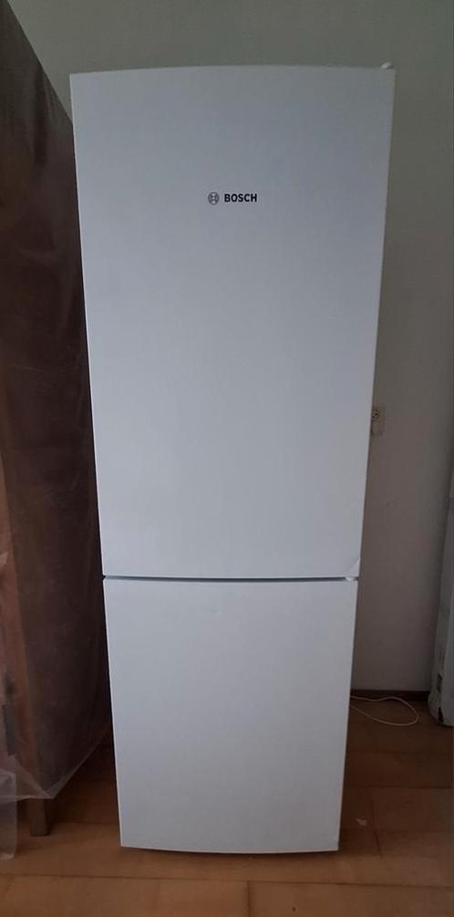 Bosch koel-/vrieskast, Witgoed en Apparatuur, Koelkasten en IJskasten, Zo goed als nieuw, Met aparte vriezer, 200 liter of meer