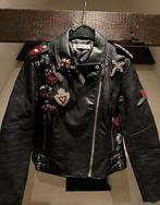 MANGO - Biker Jas Leer look met patches & Strass - L, Ophalen of Verzenden, Zo goed als nieuw, Maat 42/44 (L), Zwart