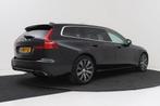 Volvo V60 2.0 T8 Recharge AWD Inscription | Trekhaak | Panor, Automaat, Gebruikt, 4 cilinders, Zwart
