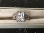 Zilveren ring met Zirkonia.925 maat 18, 18 tot 19, Ophalen of Verzenden, Zo goed als nieuw, Dame