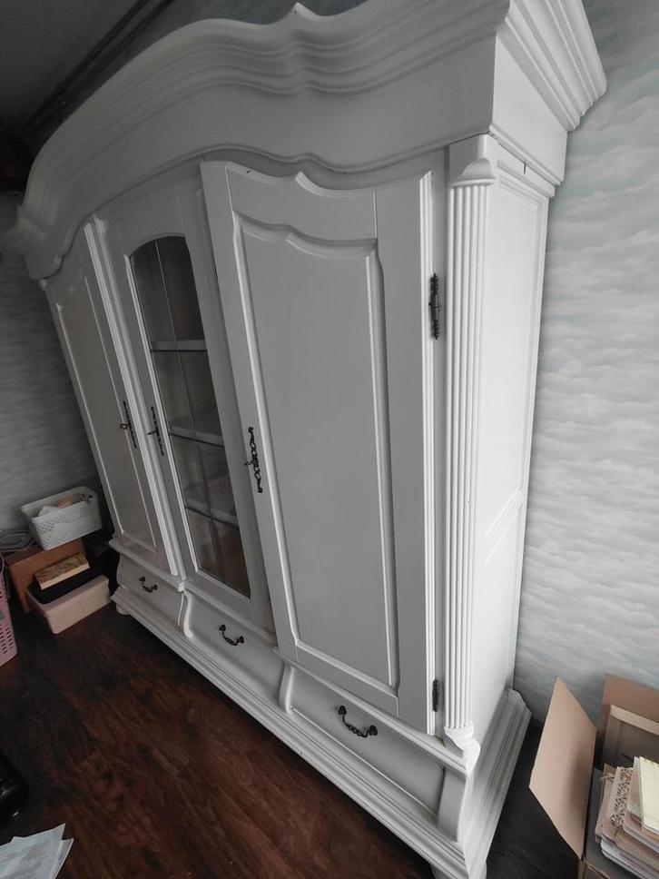 Mooie witte kledingkast met deuren en lades, Huis en Inrichting, Kasten | Boekenkasten, Gebruikt, 200 cm of meer, 200 cm of meer