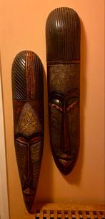 Afrikaanse Houten Maskers - Set van Twee Wanddecoratie Kunst, Antiek en Kunst, Kunst | Beelden en Houtsnijwerken, Ophalen of Verzenden