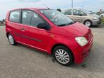 Daihatsu Cuore 1.0-12V Tokyo Distributie=vervangen APK Navig, Auto's, 4 stoelen, Origineel Nederlands, Handgeschakeld, 3 cilinders