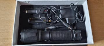 Zaklamp militaire Power Style Cree led technologie beschikbaar voor biedingen