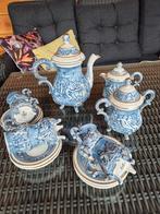 Italiaans r. Capodimonte Blauw Porseleinen Theeservies, Antiek en Kunst, Antiek | Servies compleet, Ophalen of Verzenden