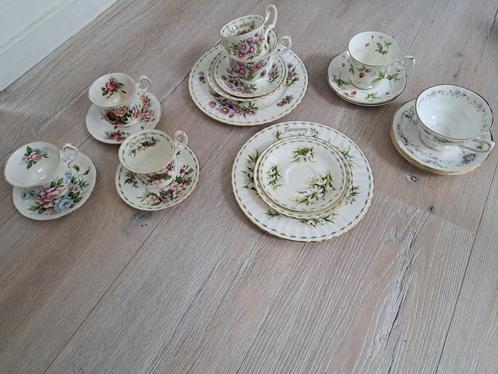 Royal Albert - Flowers of the Month - diverse sets - Antiek, Antiek en Kunst, Antiek | Servies los, Ophalen