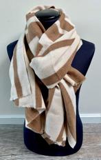 Heerlijke zachte, warme sjaal in de kleuren caramel en creme, Ophalen of Verzenden, Nieuw, Maat 46/48 (XL) of groter, Sjaal