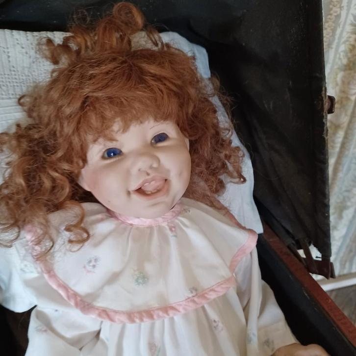 Schattige handgemaakte  brocante pop, Verzamelen, Poppen, Zo goed als nieuw, Pop, Ophalen of Verzenden