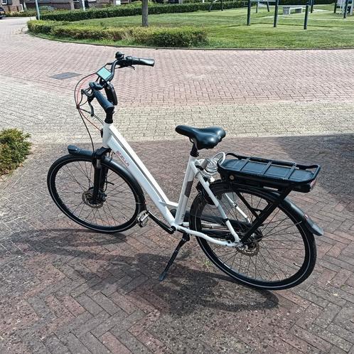 Elektrisch fiets Stella Cosmo, Fietsen en Brommers, Elektrische fietsen, Gebruikt, Overige merken, 50 km per accu of meer, Ophalen