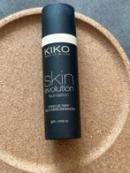 Kiko skin evolution foundation 103 natural rose 30 ml SPF 10, Nieuw, Beige, Gehele gezicht, Make-up
