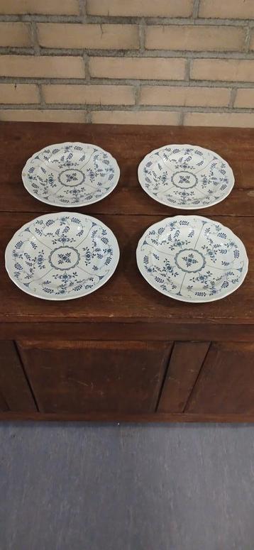 4 Royal Staffordshire J&G Meakin ijzerstenen eetbordjes € 40 beschikbaar voor biedingen