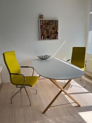 Design stoelen - set beschikbaar voor biedingen