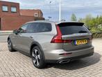 Volvo V60 Cross Country 2.0 D4 Automaat 190 pk AWD Intro Edi, Auto's, Volvo, Te koop, Zilver of Grijs, 205 €/maand, Gebruikt