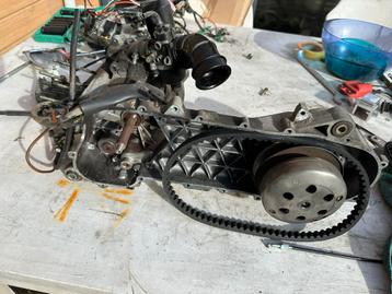 Piaggio 50cc 2t blok compleet met kabelboom beschikbaar voor biedingen
