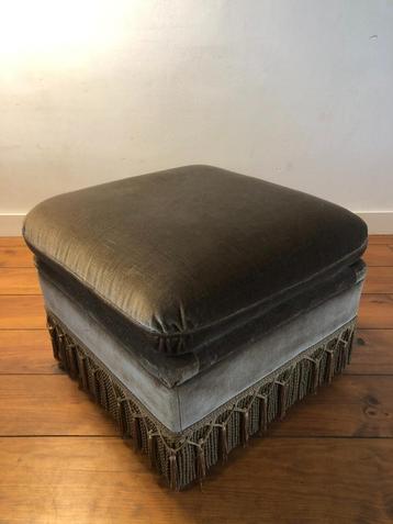 Grote poef, groen velours, vintage design beschikbaar voor biedingen
