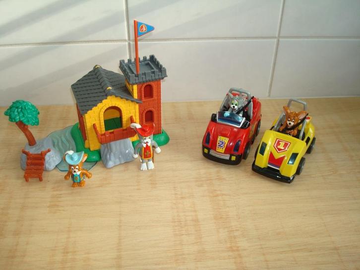 TOM JERRY KASTEEL + 2 AUTO"S FERRERO, Verzamelen, Verrassingseieren, Ophalen of Verzenden