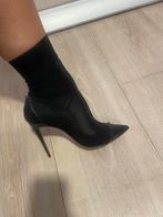 Dovi dova nappa shiny maille tricot 37  Christian Louboutin, Zwart, Lage of Enkellaarzen, Ophalen of Verzenden, Gedragen
