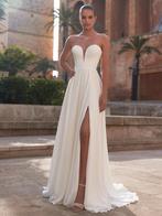 Nieuw, trouwjurk Simona, Bianco Evento, ivoor, S t/m 5XL, Kleding | Dames, Trouwkleding en Trouwaccessoires, Ophalen, Trouwjurk