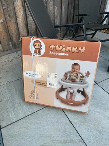Babywalker beschikbaar voor biedingen