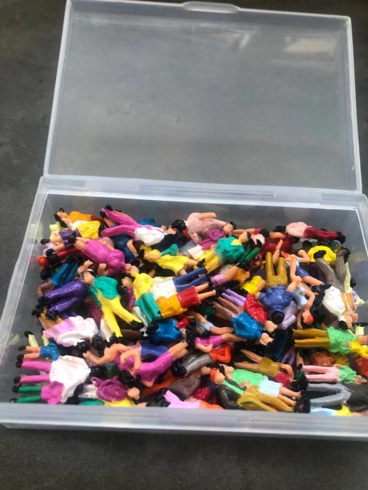 100 Modelspoor Staande Poppetjes H0 / HO Figuurtjes Mensen, Hobby en Vrije tijd, Modeltreinen | H0, Nieuw, Verzenden