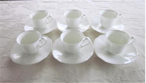 Villeroy & Boch 6 roomkleur kop D7cm schotels D13,5cm, Huis en Inrichting, Keuken | Servies, Zo goed als nieuw, Kop(pen) en/of Schotel(s)