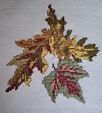 Groot wit Frans geborduurd tafelkleed + 12 servetten, HERFST, Huis en Inrichting, Tafelkleden, Binnen, -, -, Ophalen of Verzenden