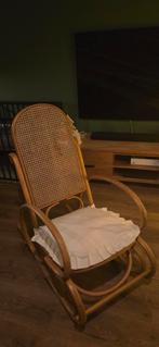 Vintage Schommelstoel met Rotan Rugleuning, Antiek en Kunst, Antiek | Meubels | Stoelen en Banken, Ophalen of Verzenden