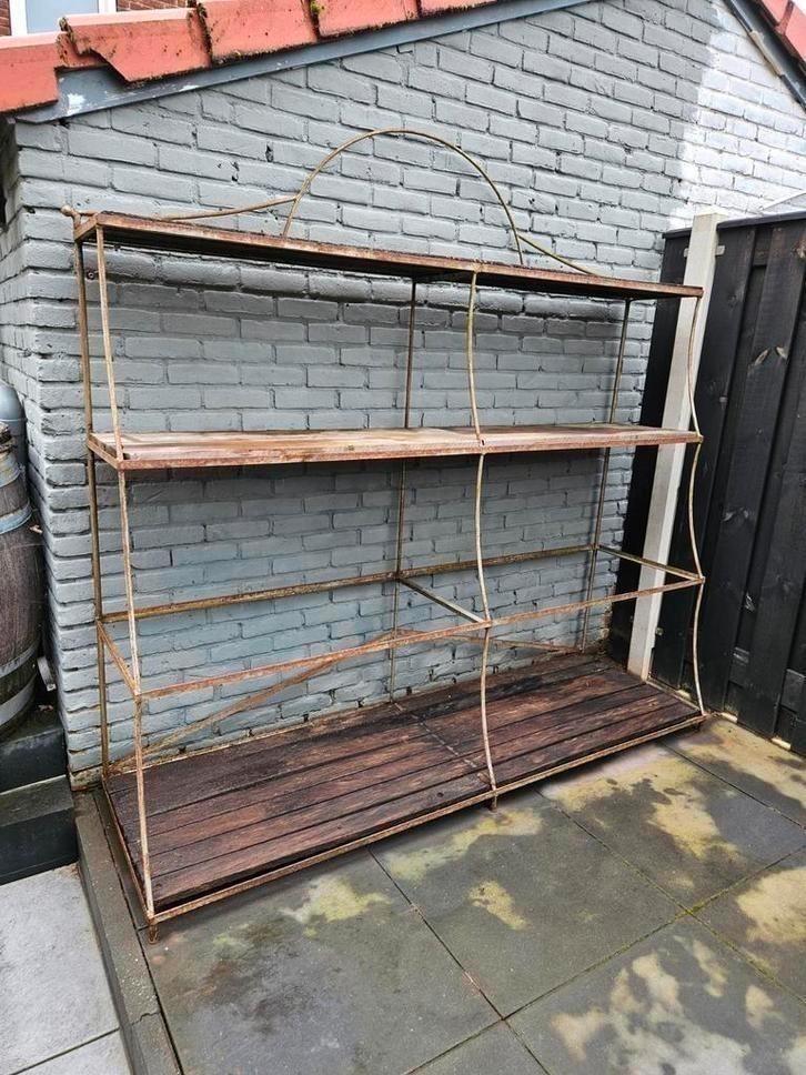 Stellingkast gietijzer buitenkast, Tuin en Terras, Bergingen en Tuinkasten, Gebruikt, Overige typen, Overige materialen, Ophalen