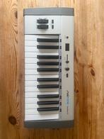 Swissonic EasyKey 2025 klein midi keyboard, Muziek en Instrumenten, Ophalen of Verzenden, Zo goed als nieuw, 61 toetsen, Overige merken