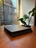PS4 Slim 500GB & controller + games ( playstation 4 ), Spelcomputers en Games, Spelcomputers | Sony PlayStation 4, Ophalen, Zo goed als nieuw