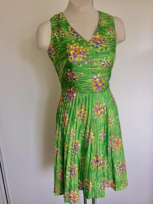 Vintage Jurk ! 50 60 sixties groen N courtaulds cocktail xs, Kleding | Dames, Jurken, Zo goed als nieuw, Maat 34 (XS) of kleiner