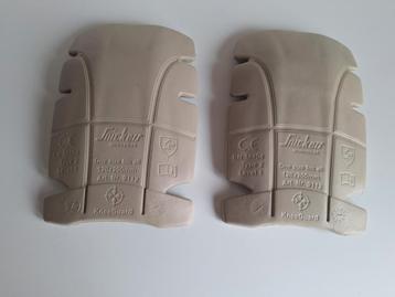 Snickers kniebeschermers  beschikbaar voor biedingen