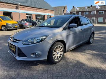 Ford Focus 1.0 EcoBoost met kapotte motor beschikbaar voor biedingen