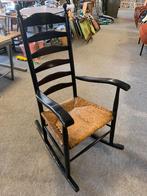 schommelstoel zwart / rieten zitting, Huis en Inrichting, Stoelen, Ophalen, Riet of Rotan, Zwart, Eén