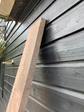 Hardhouten balk / plank beschikbaar voor biedingen