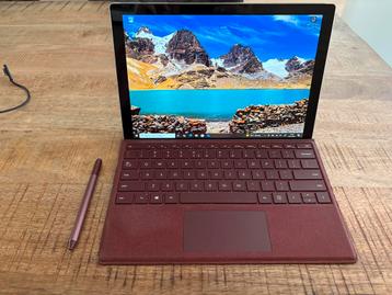Microsoft Surface Pro - i5 - 8 GB - 256 GB + 256 GB SD kaart beschikbaar voor biedingen