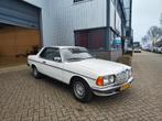 Mercedes 280 CE 1978 met APK tot 2027 Veel vernieuwd!, Auto's, Mercedes-Benz, Automaat, Achterwielaandrijving, Wit, Leder