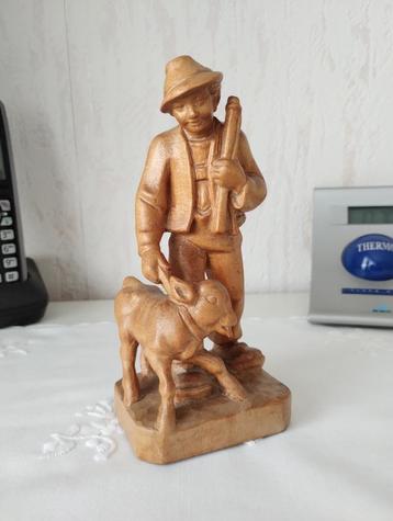 Houtsnijwerk beschikbaar voor biedingen