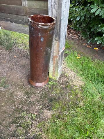 Vintage Terracotta Bloempot Zuil beschikbaar voor biedingen