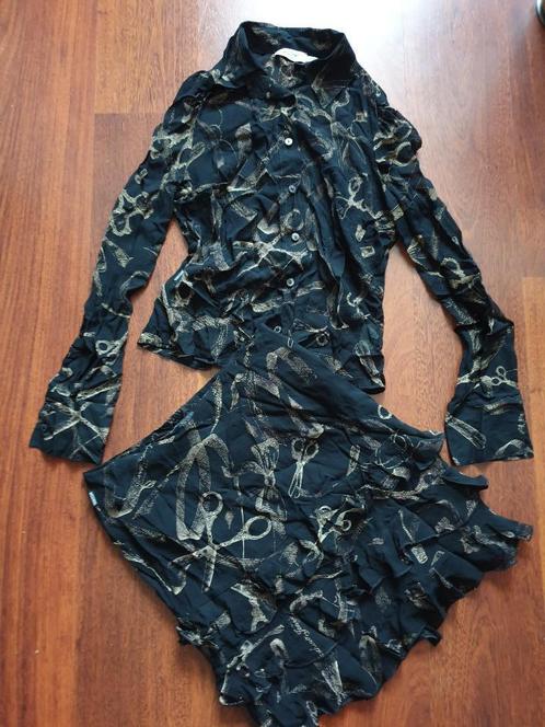 Elegant zwart setje van zijde - Moschino - maat 36 vintage, Kleding | Dames, Jasjes, Kostuums en Pakken, Gedragen, Kostuum of Pak