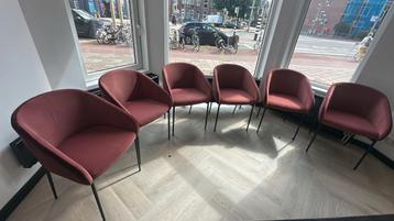 6 Wijnrode Velours Eetkamerstoelen - Zo Goed Als Nieuw beschikbaar voor biedingen