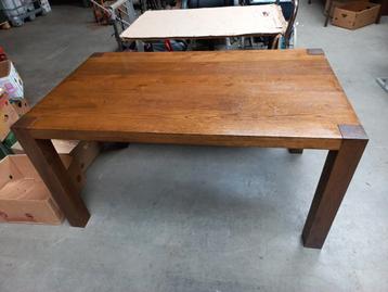 Eetkamertafel 150x90cm beschikbaar voor biedingen