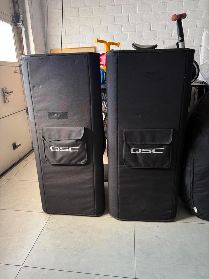 Te koop: QSC KW153- Professionele 3-weg actieve luidsprekers, Audio, Tv en Foto, Luidsprekers, Zo goed als nieuw, Front, Rear of Stereo speakers